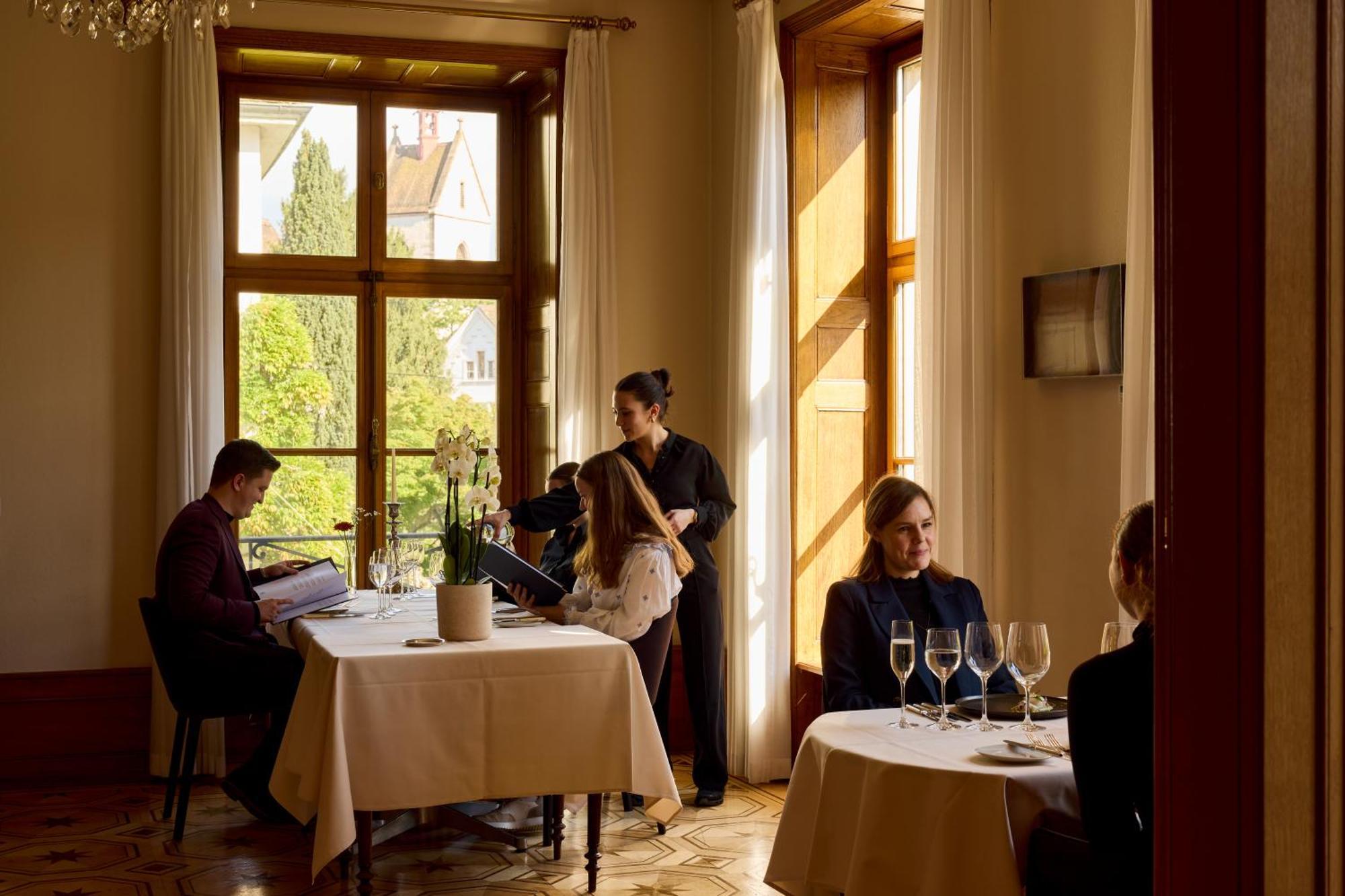 Gast - Und Kulturhaus Der Teufelhof Basel Hotel Exterior photo