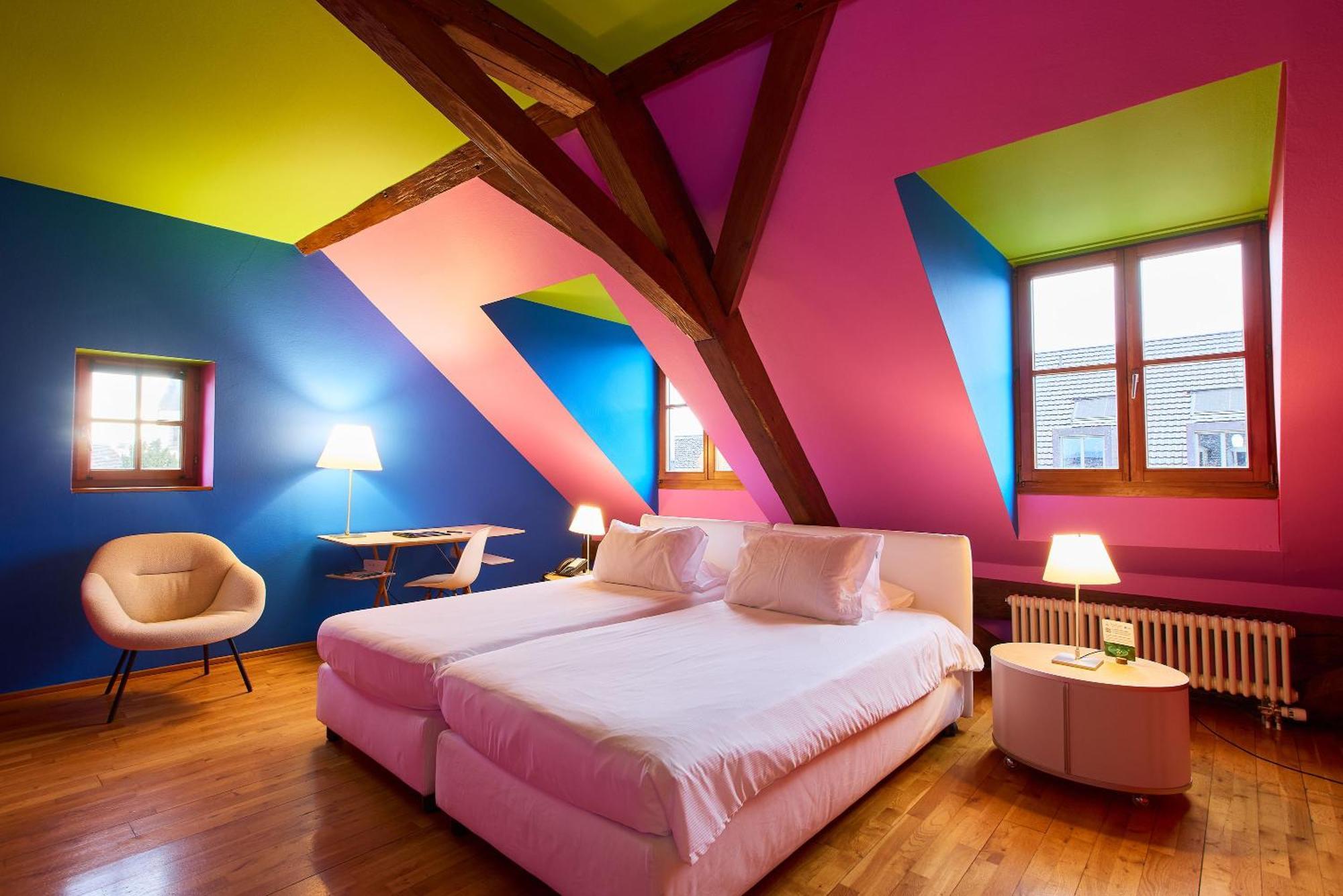 Gast - Und Kulturhaus Der Teufelhof Basel Hotel Exterior photo